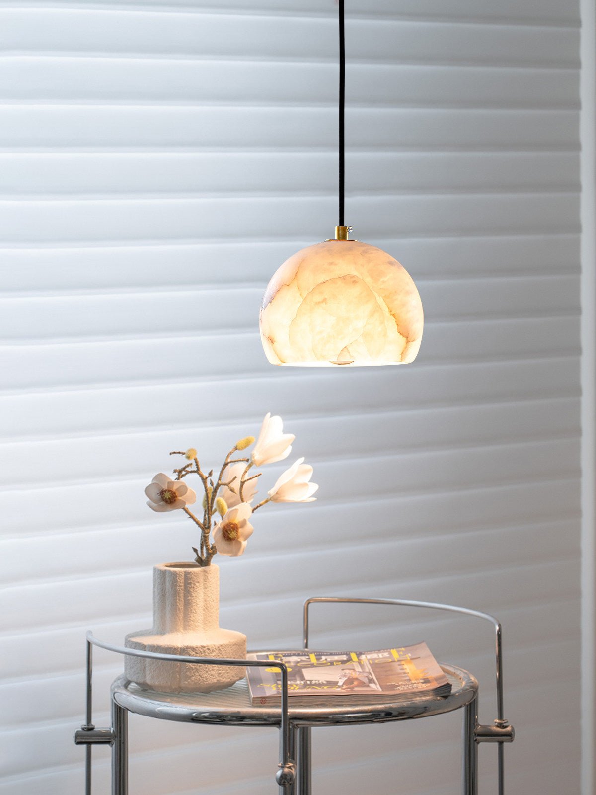Nerea Kronleuchter aus Alabaster in Kuppelform