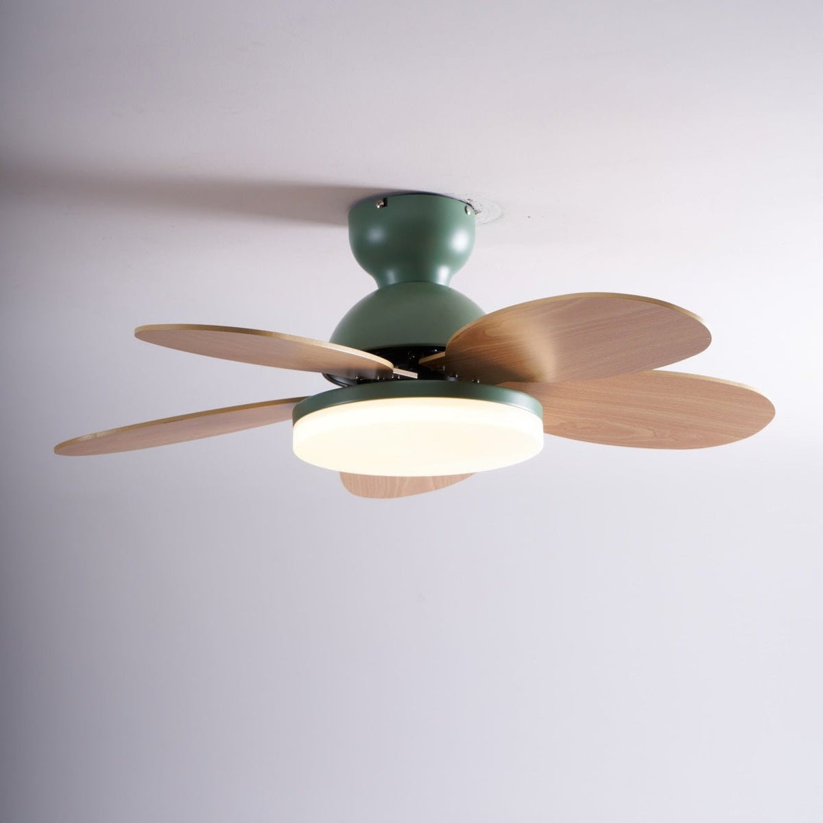 Eireise bunte Glas-Kinder-Deckenventilator mit Beleuchtung