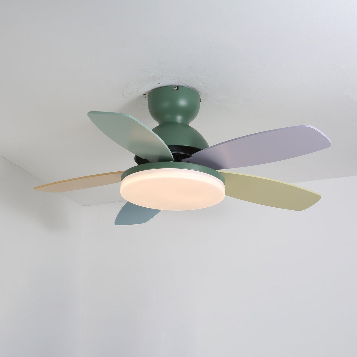 Eireise bunte Glas-Kinder-Deckenventilator mit Beleuchtung