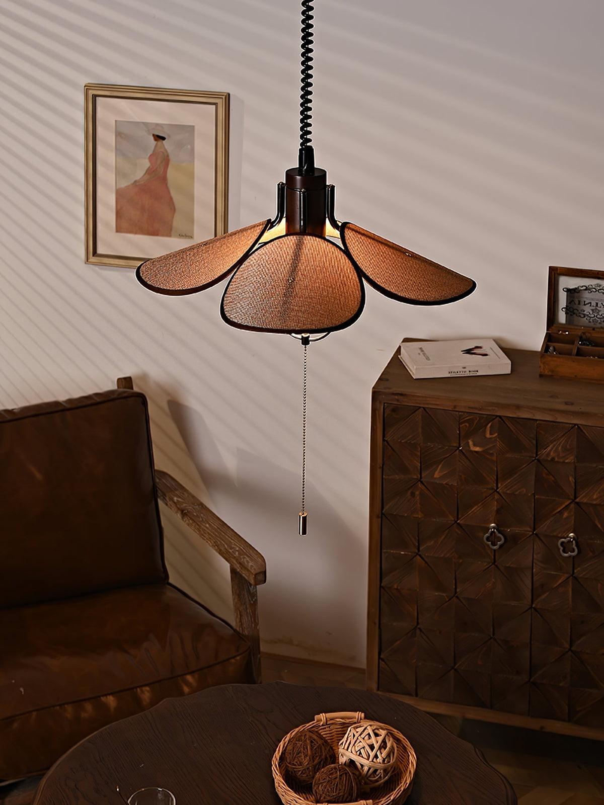 Utalion traditionelle Pendelleuchte aus Holz mit Stoffschirm in Blütenform