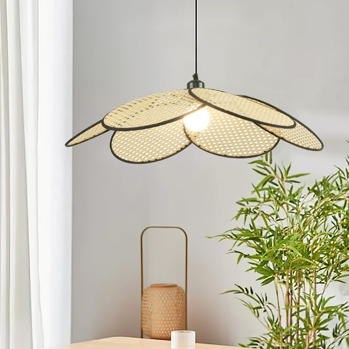 Vemarora Premium Elegance Petals Rattan-Stoff-Pendelleuchte