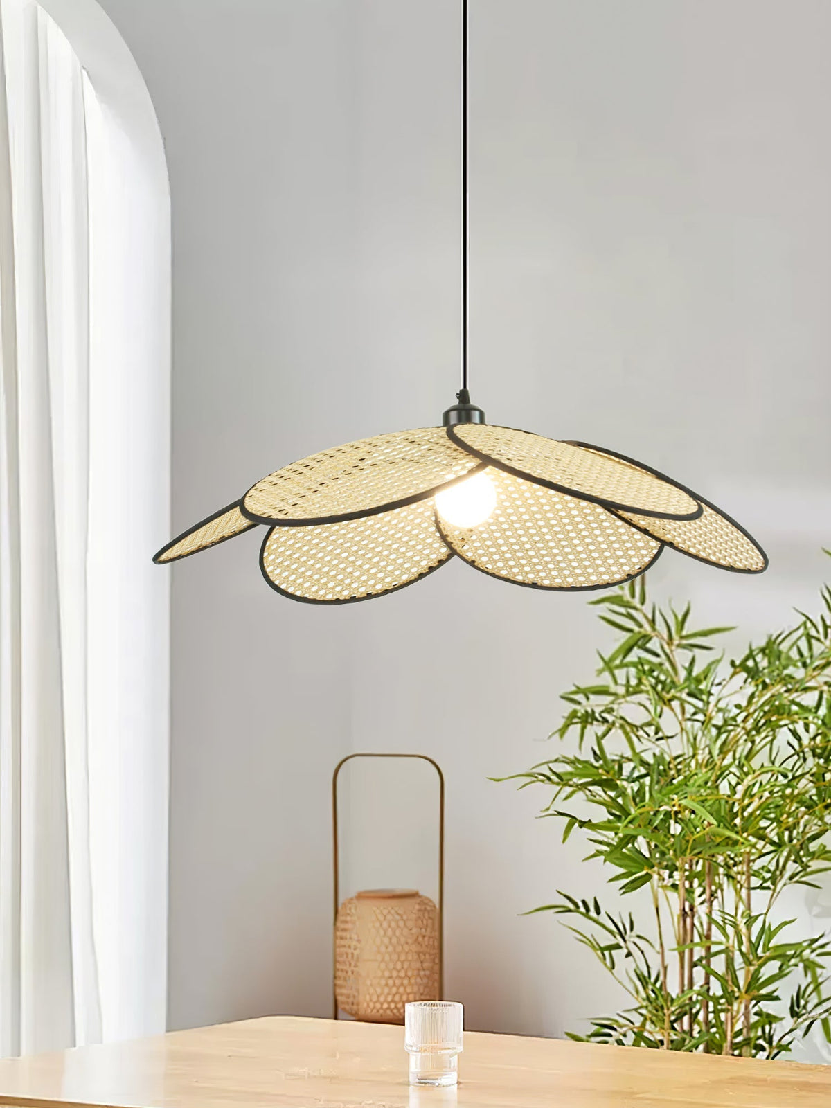 Vemarora Premium Elegance Petals Rattan-Stoff-Pendelleuchte