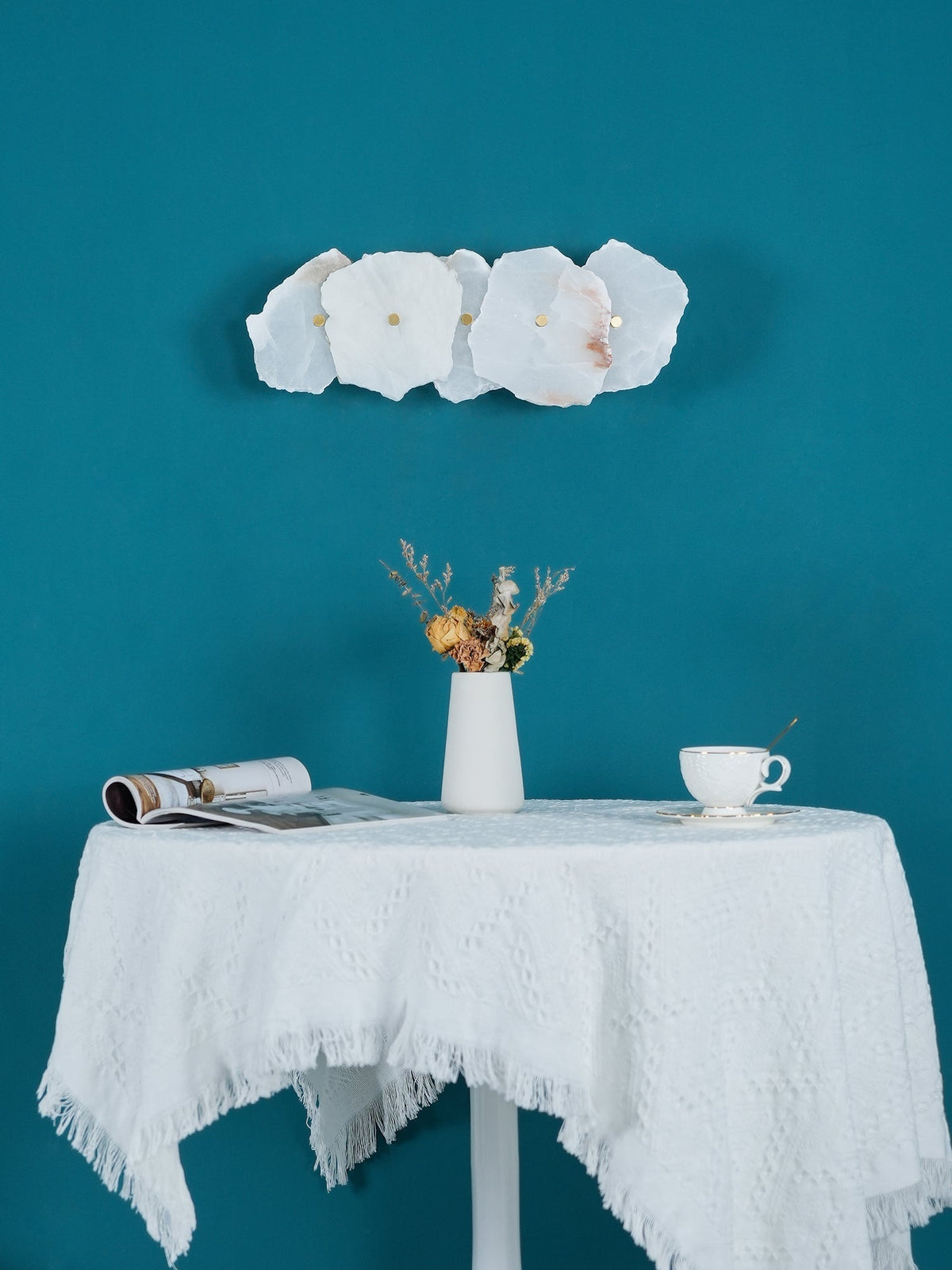 Alaeila Blumen-Cluster Alabaster-Wandleuchte