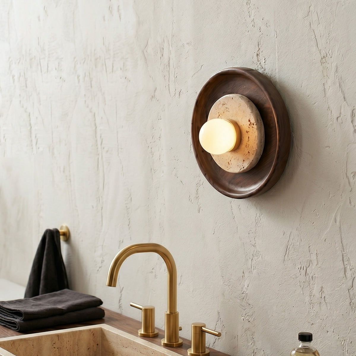 Lumenhart Travertine-Wandleuchte