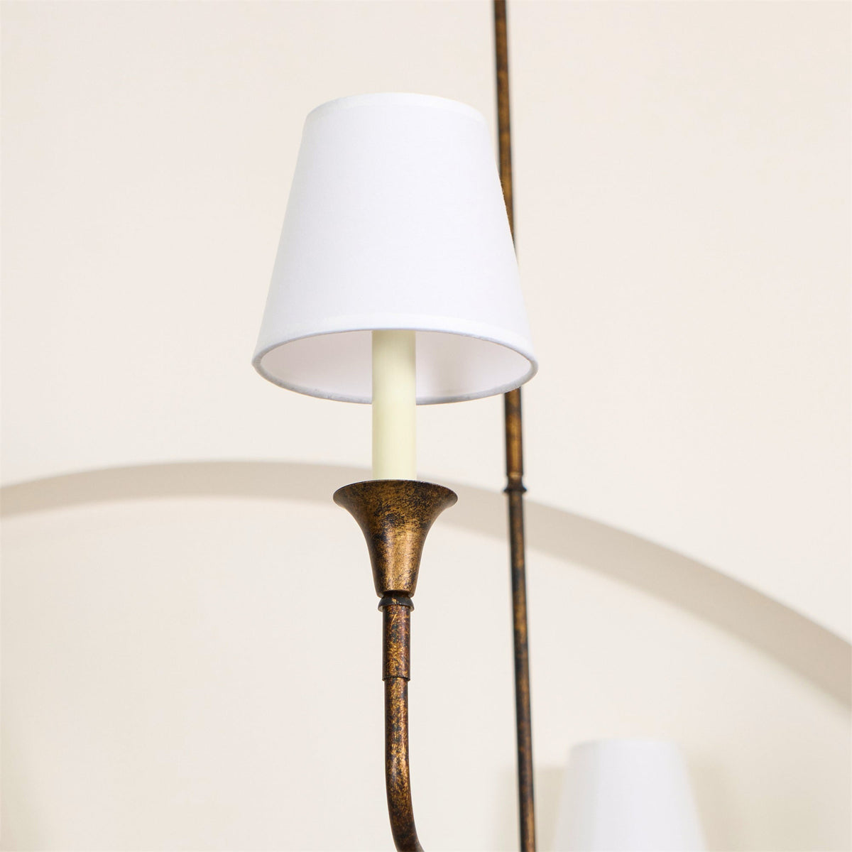 Arthaila Vintage Industrial Grande Stoff-Kronleuchter
