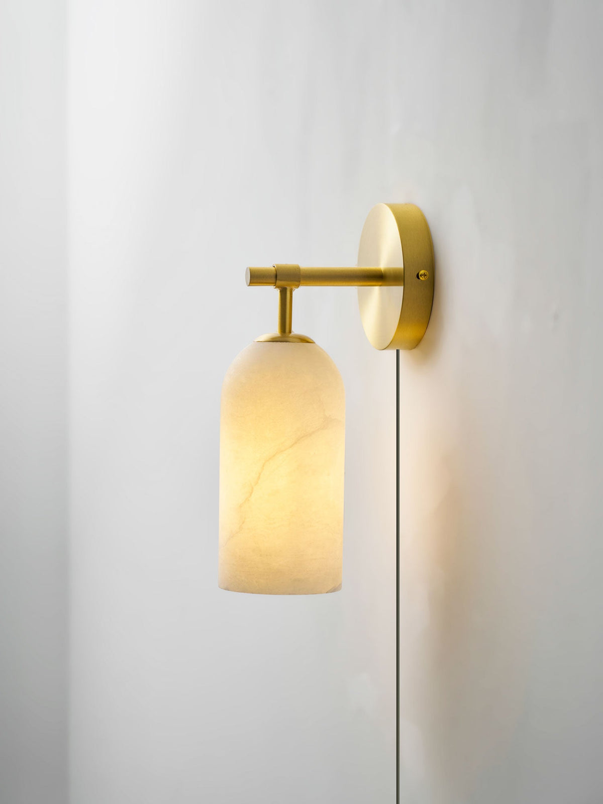 Pillar Alabaster Wandleuchte mit Stecker