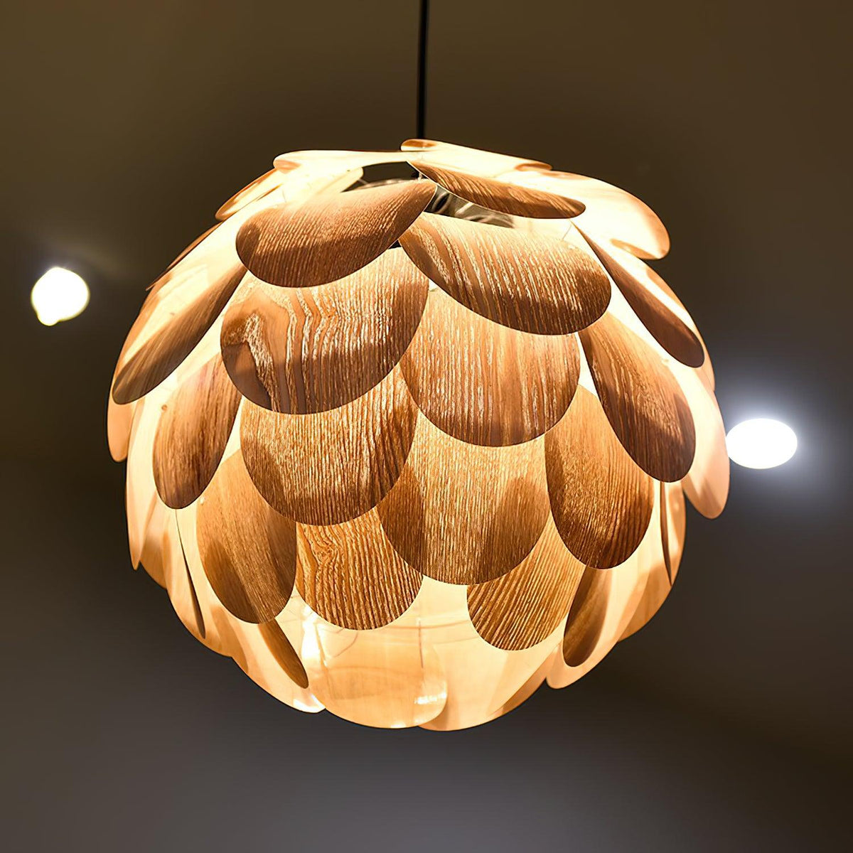Wlara moderne Pendelleuchte aus Holz
