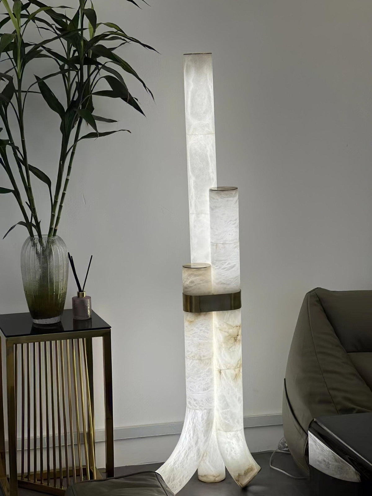 Nivoena Alabaster Stehleuchte