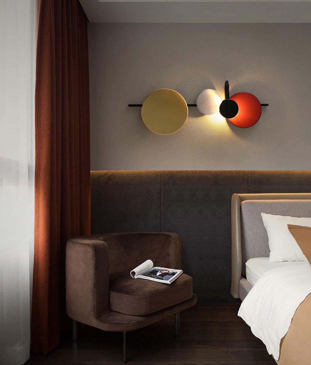 Selaaria zeitgenössische minimalistische Wandleuchte mit Stecker