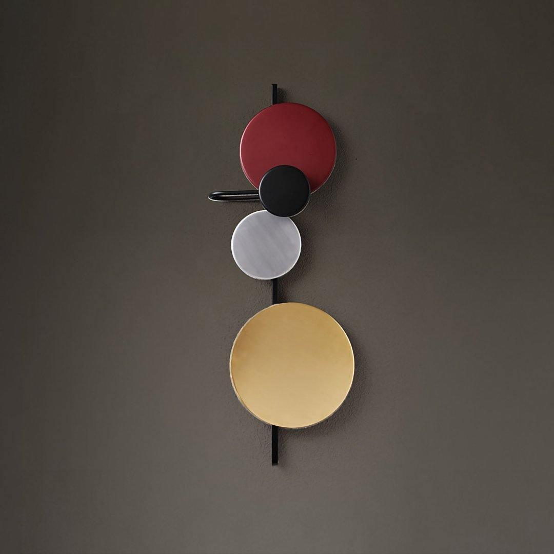 Selaaria zeitgenössische minimalistische Wandleuchte mit Stecker