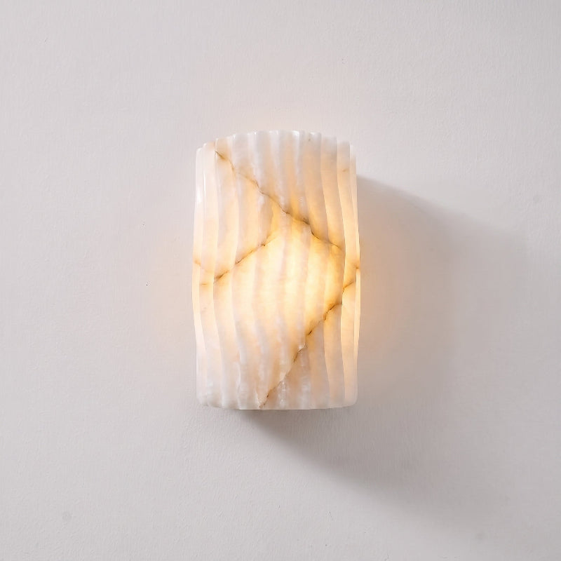 Fluted Alabaster-Wandleuchte