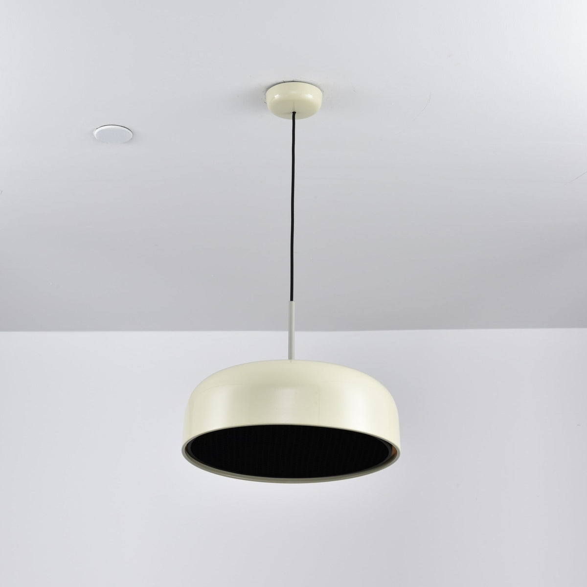 Wolvin zeitgenössische minimalistische Podgy Pendelleuchte