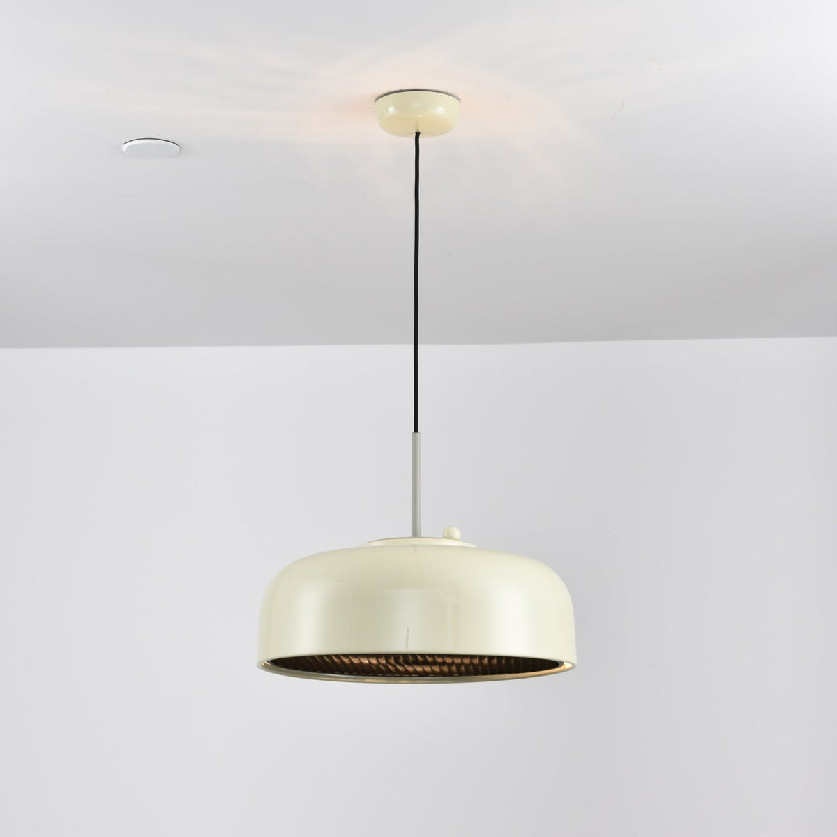 Wolvin zeitgenössische minimalistische Podgy Pendelleuchte