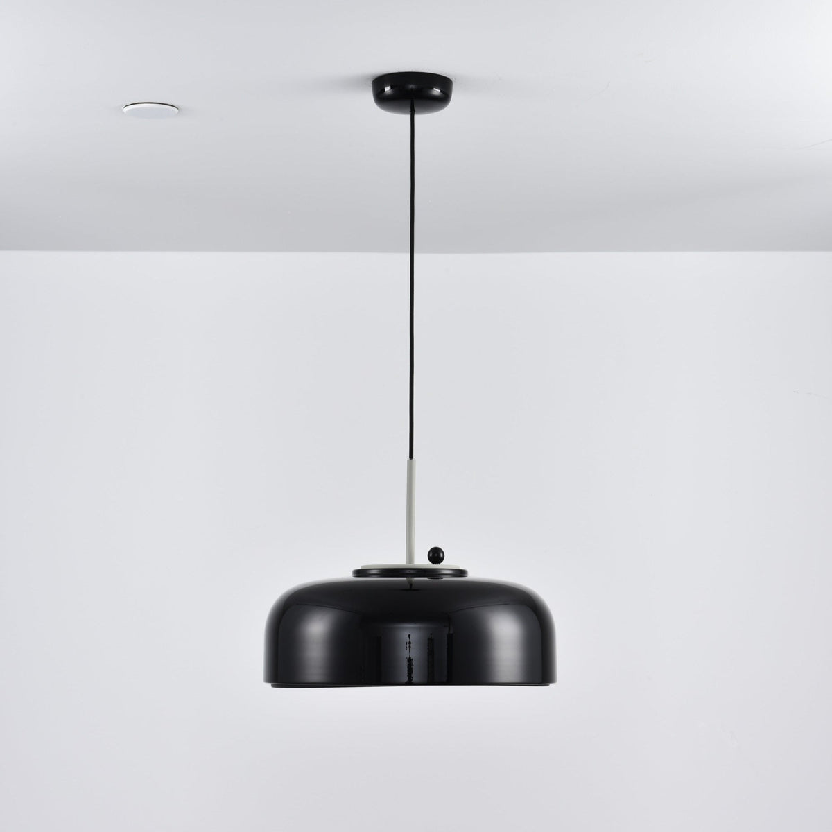 Wolvin zeitgenössische minimalistische Podgy Pendelleuchte