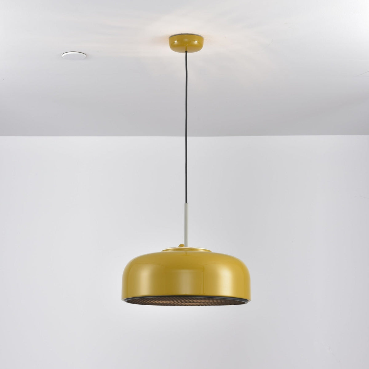 Wolvin zeitgenössische minimalistische Podgy Pendelleuchte