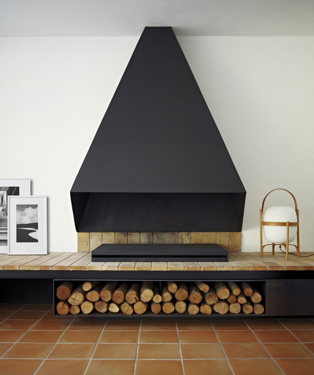 Lethra Tischleuchte aus Holz und Glas