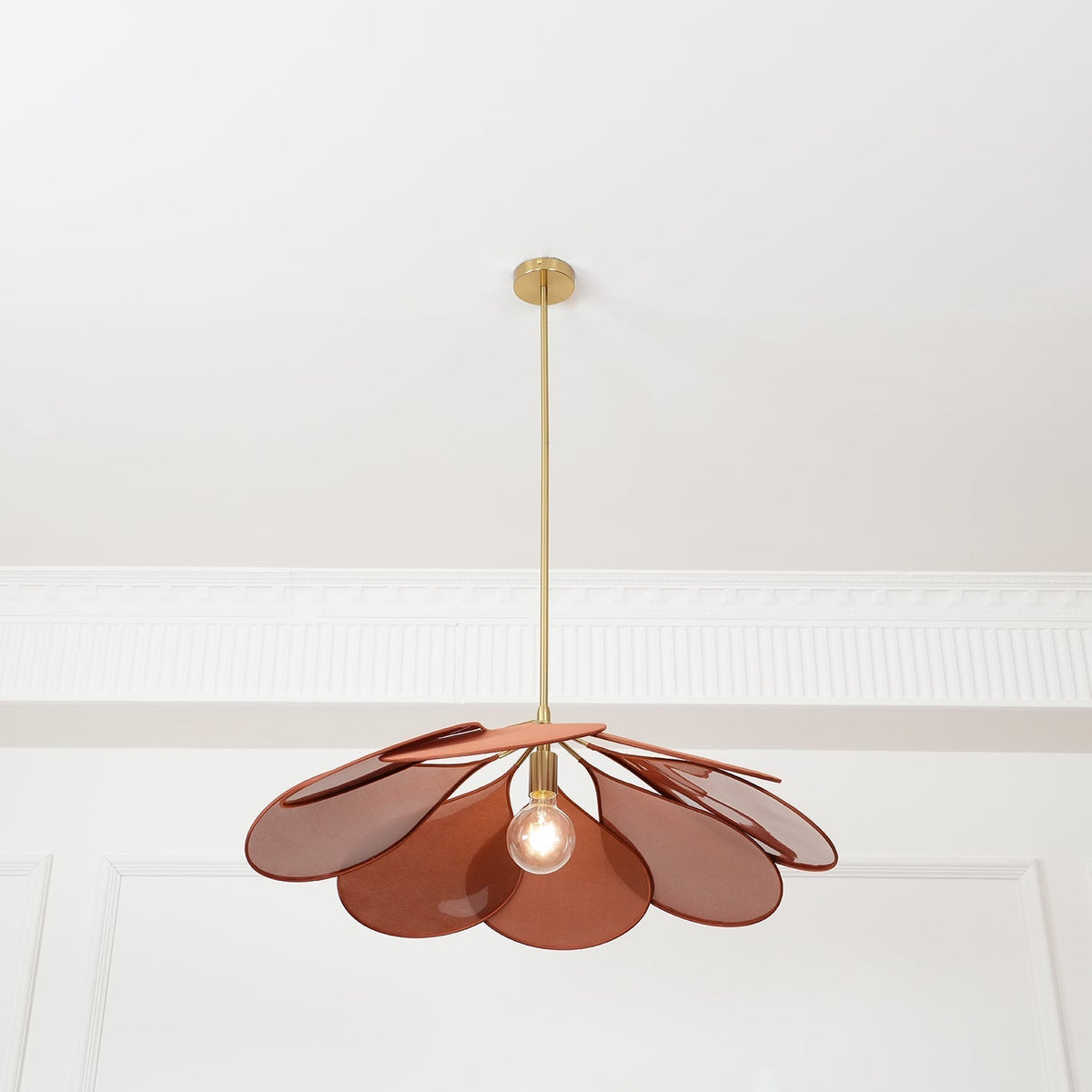 Dax Pendelleuchte aus Stoff im nature-inspirierten Design