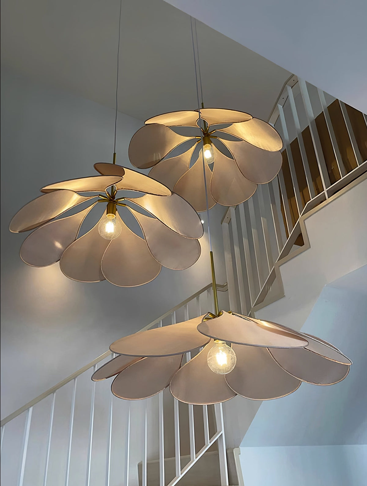 Dax Pendelleuchte aus Stoff im nature-inspirierten Design