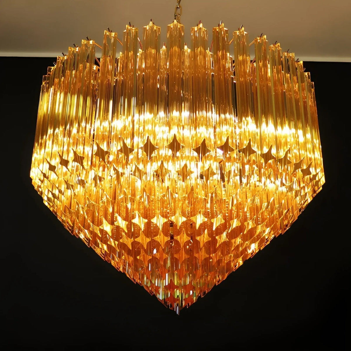 Celiselle Kronleuchter aus bernsteinfarbenem Murano-Glas mit Prismen Grand Art