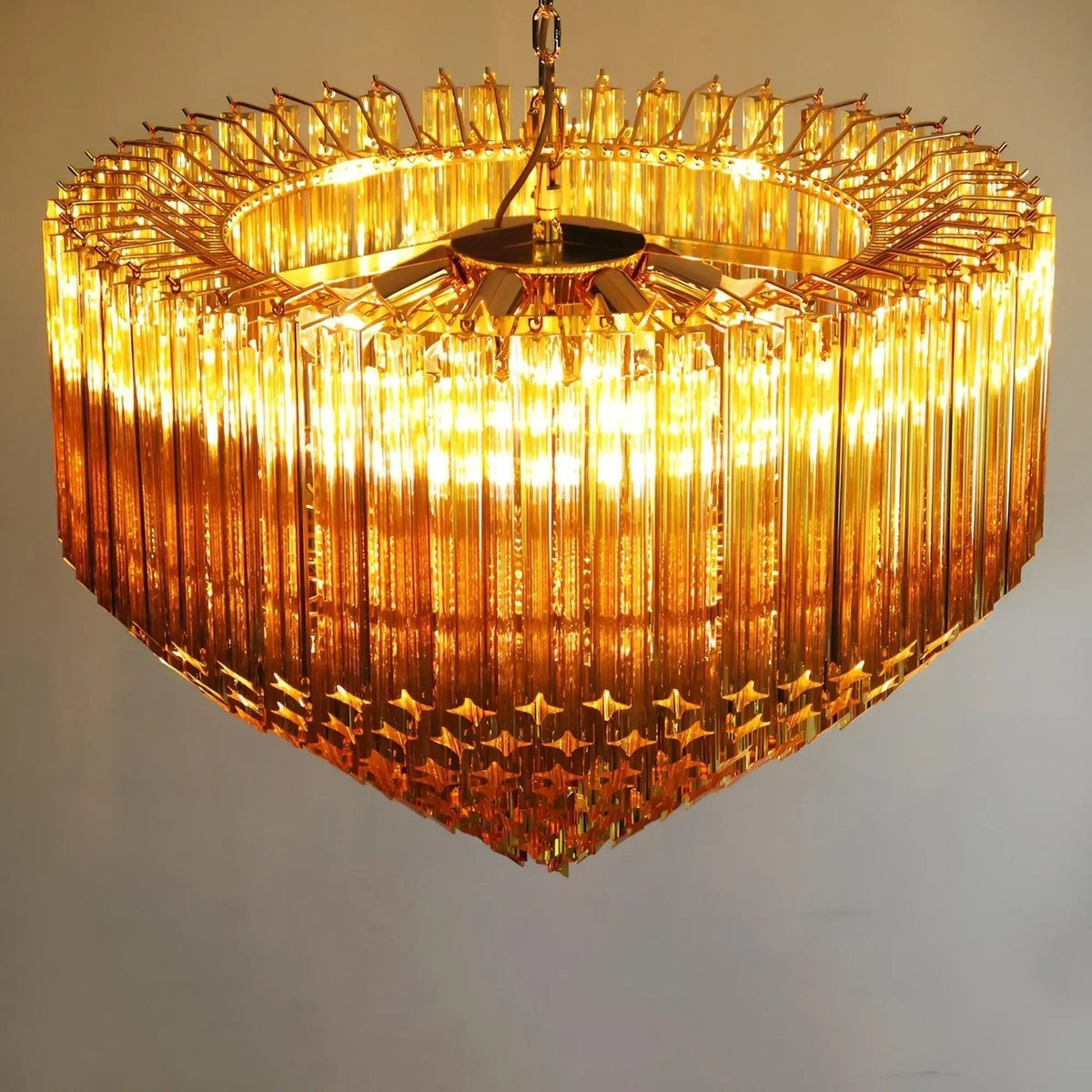 Celiselle Kronleuchter aus bernsteinfarbenem Murano-Glas mit Prismen Grand Art