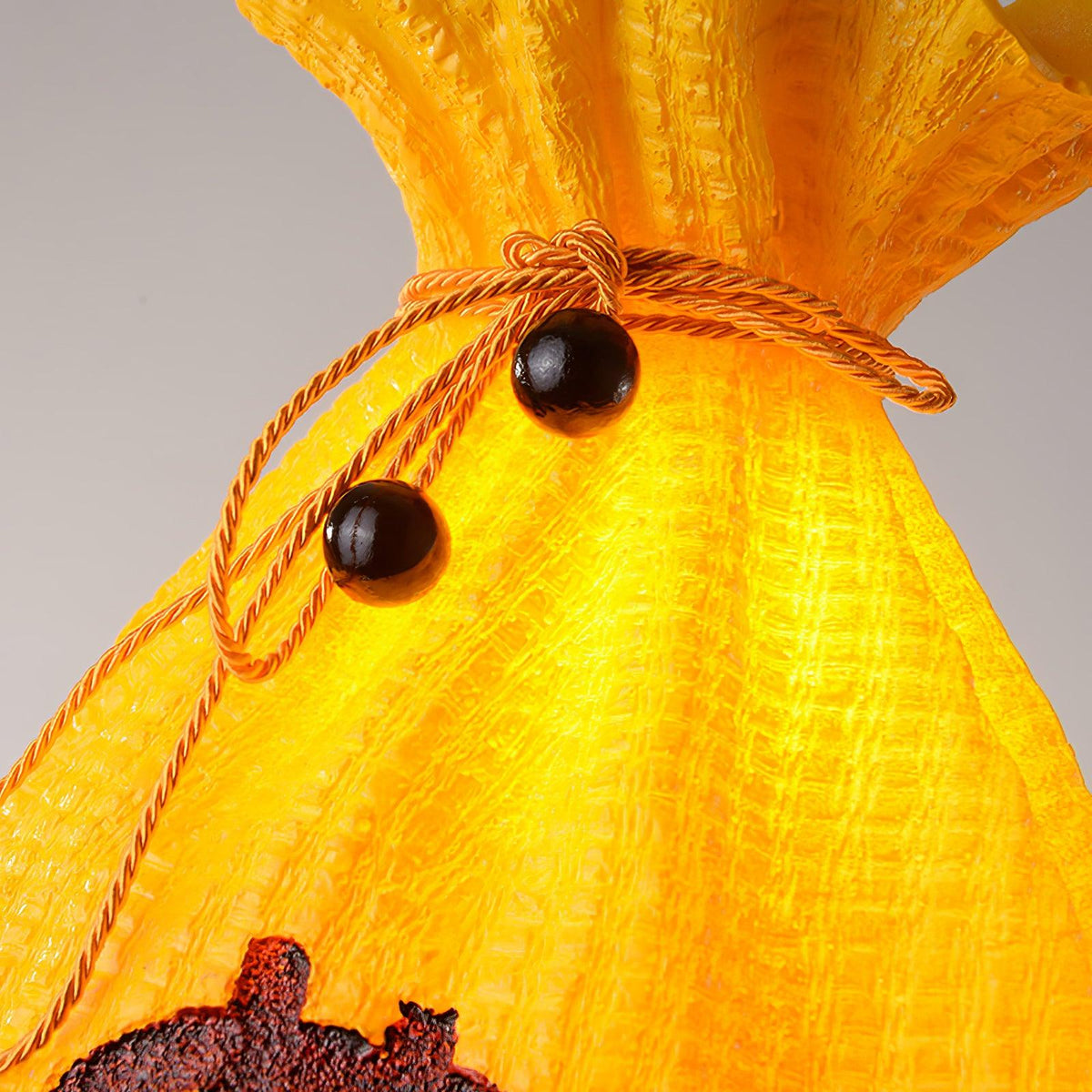 Firten Pendelleuchte aus Kunstharz im Pouch-Design