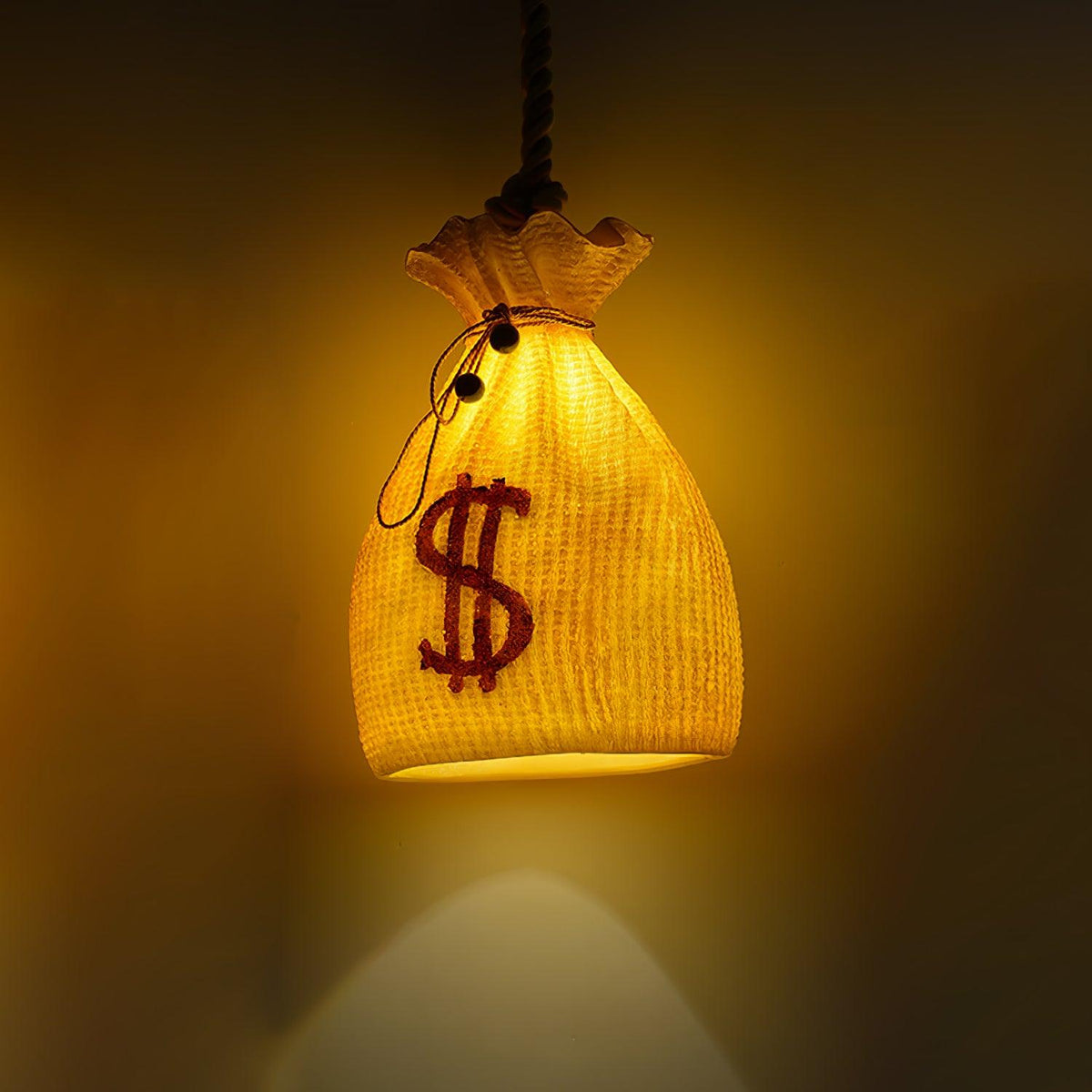 Firten Pendelleuchte aus Kunstharz im Pouch-Design