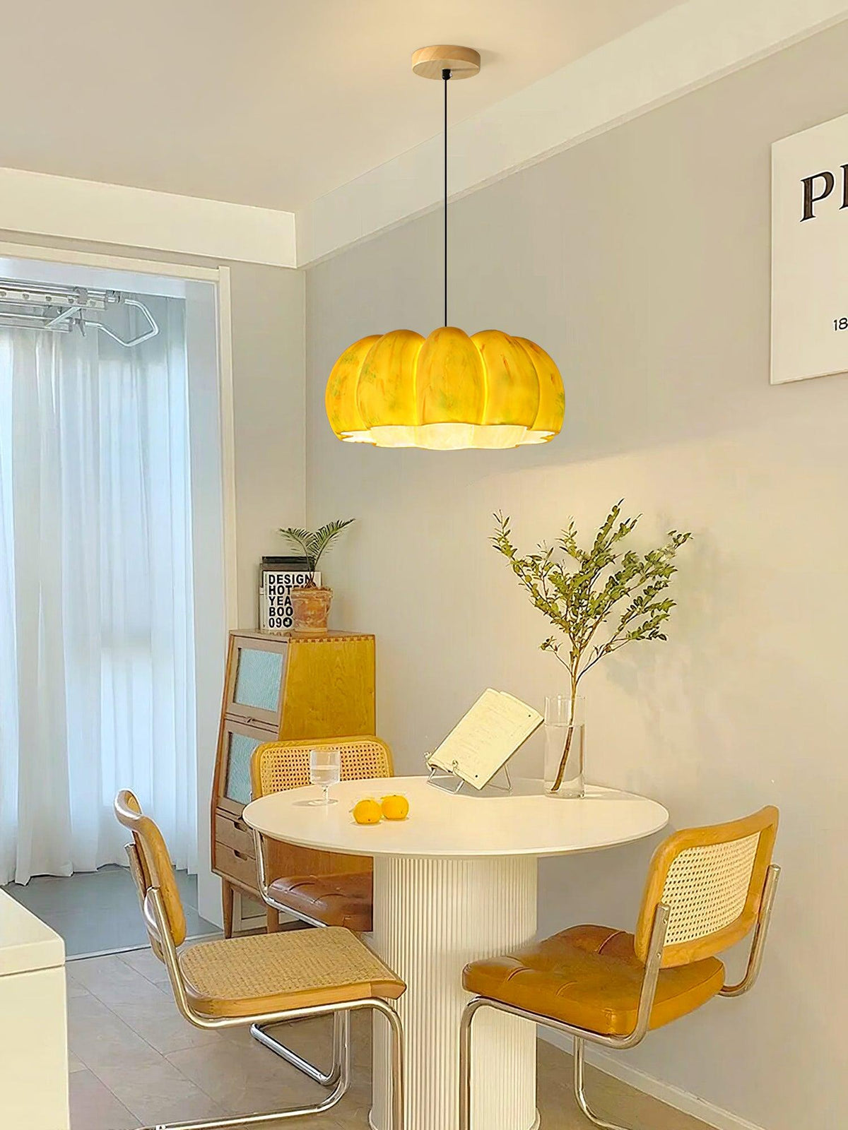 Hudson moderne Pendelleuchte in Gelb