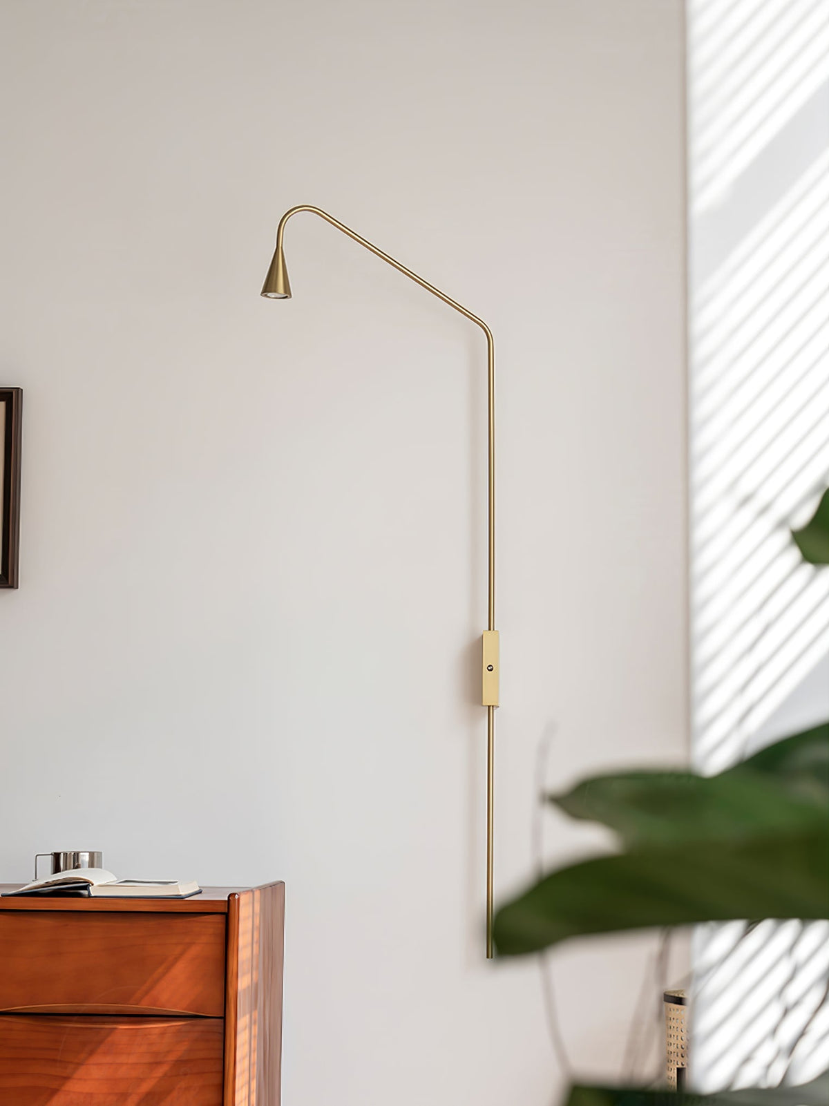 Vesolel zeitgenössische minimalistische Wandleuchte