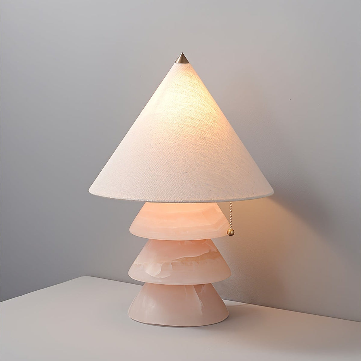 Pyramid Retro Marmor Tischleuchte