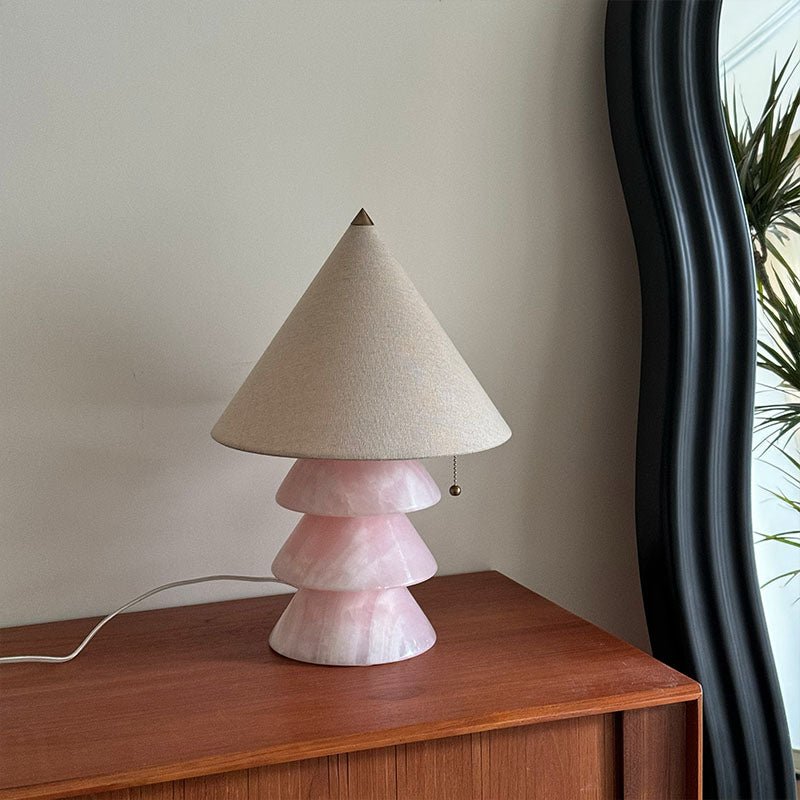 Pyramid Retro Marmor Tischleuchte
