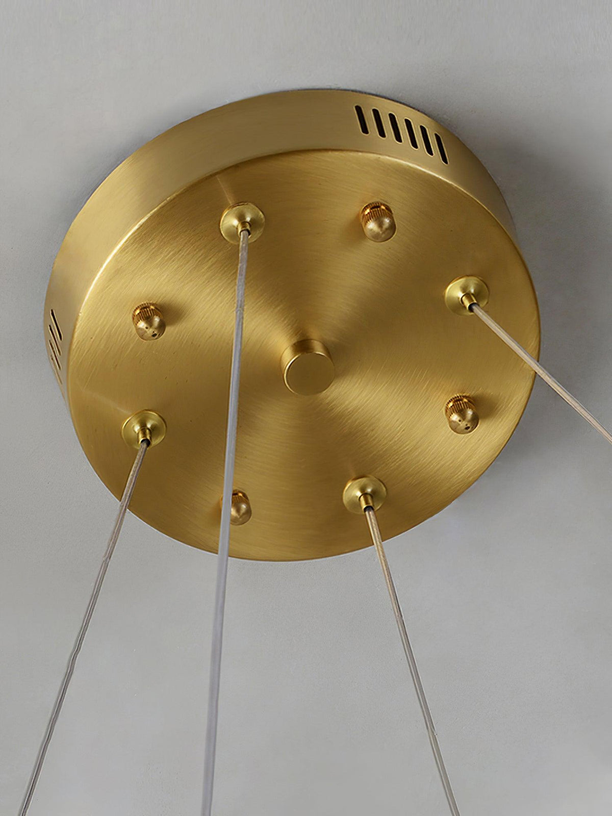 Dythan Minimalistische Pendelleuchte aus Alabaster in Kieselsteinform