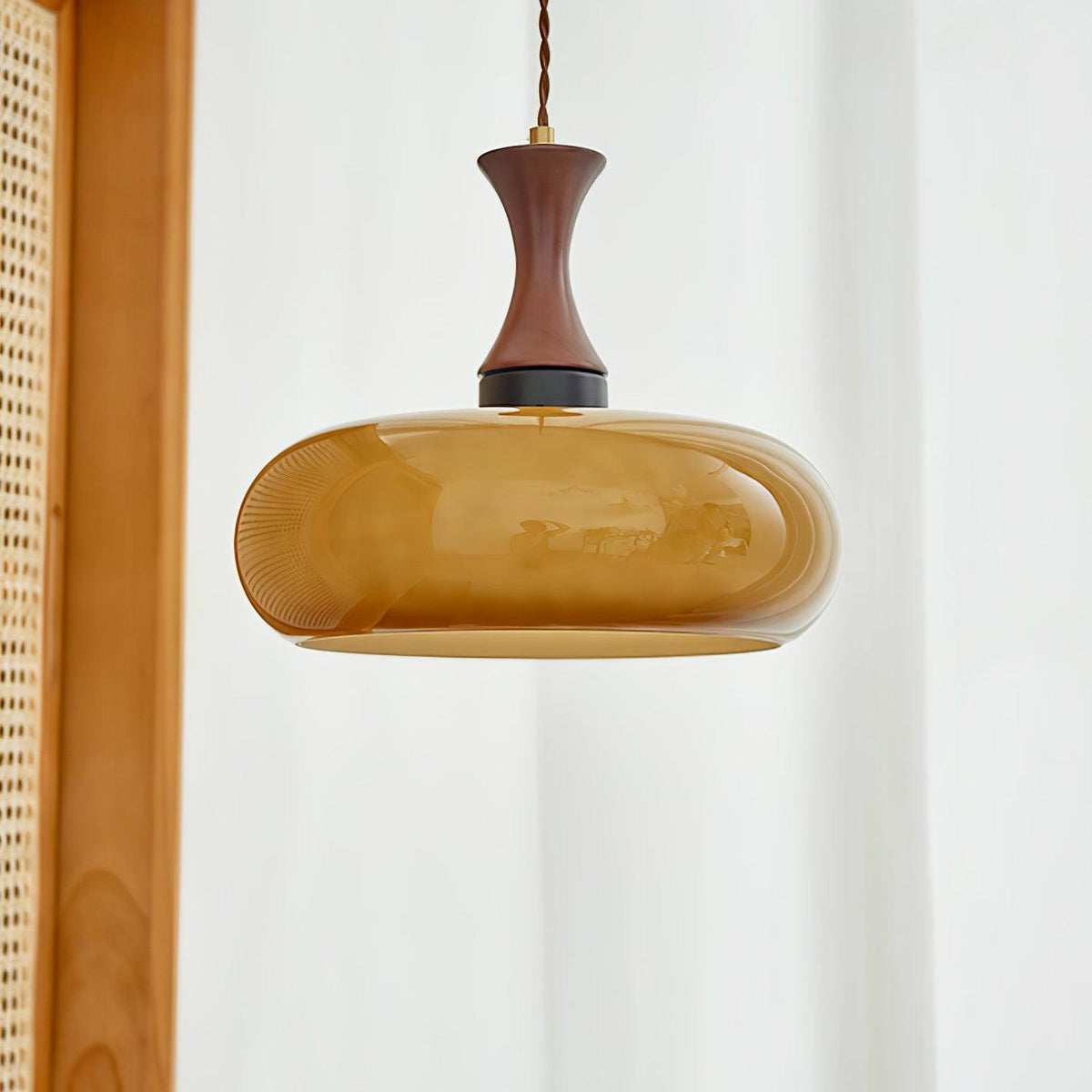 Cadenza Pendelleuchte aus Holz im Retro-Stil in Gelb