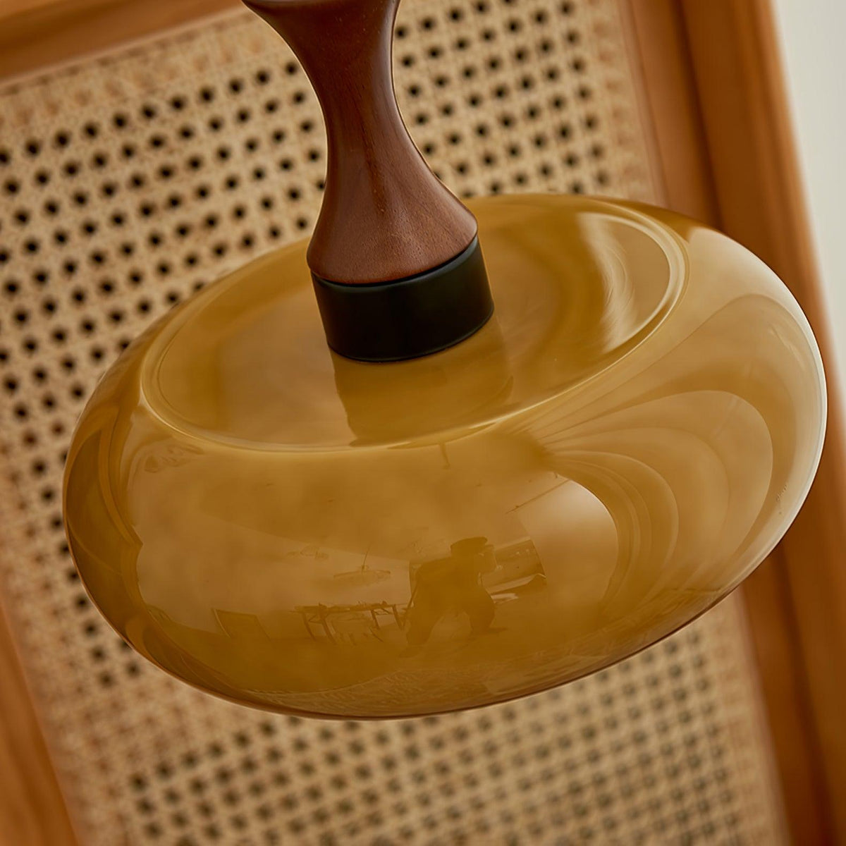 Cadenza Pendelleuchte aus Holz im Retro-Stil in Gelb