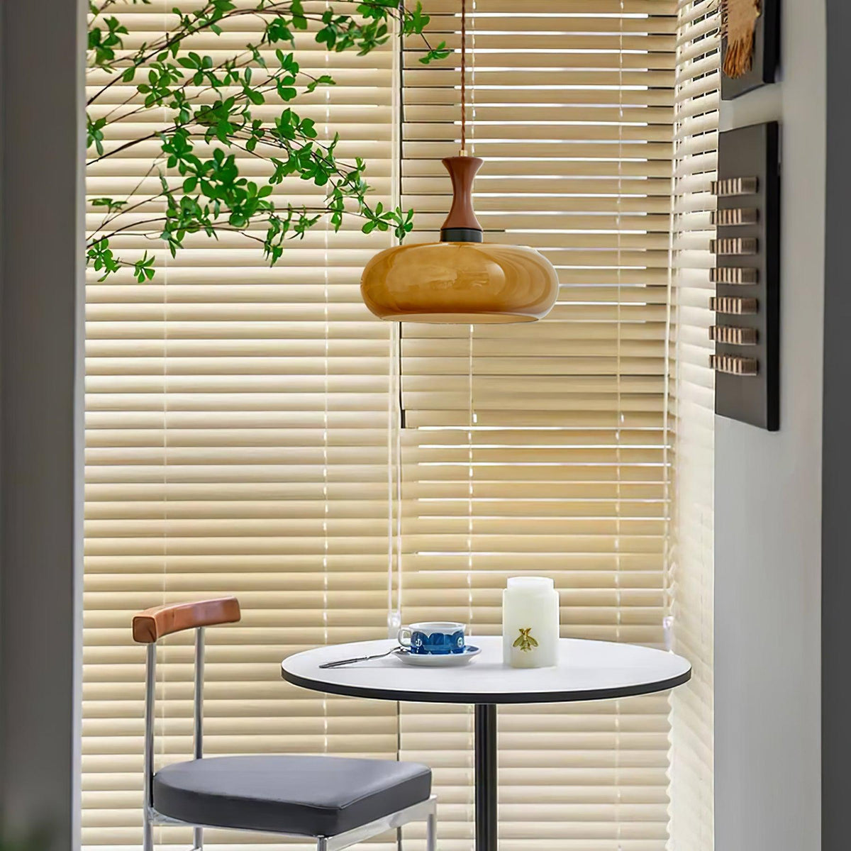 Cadenza Pendelleuchte aus Holz im Retro-Stil in Gelb