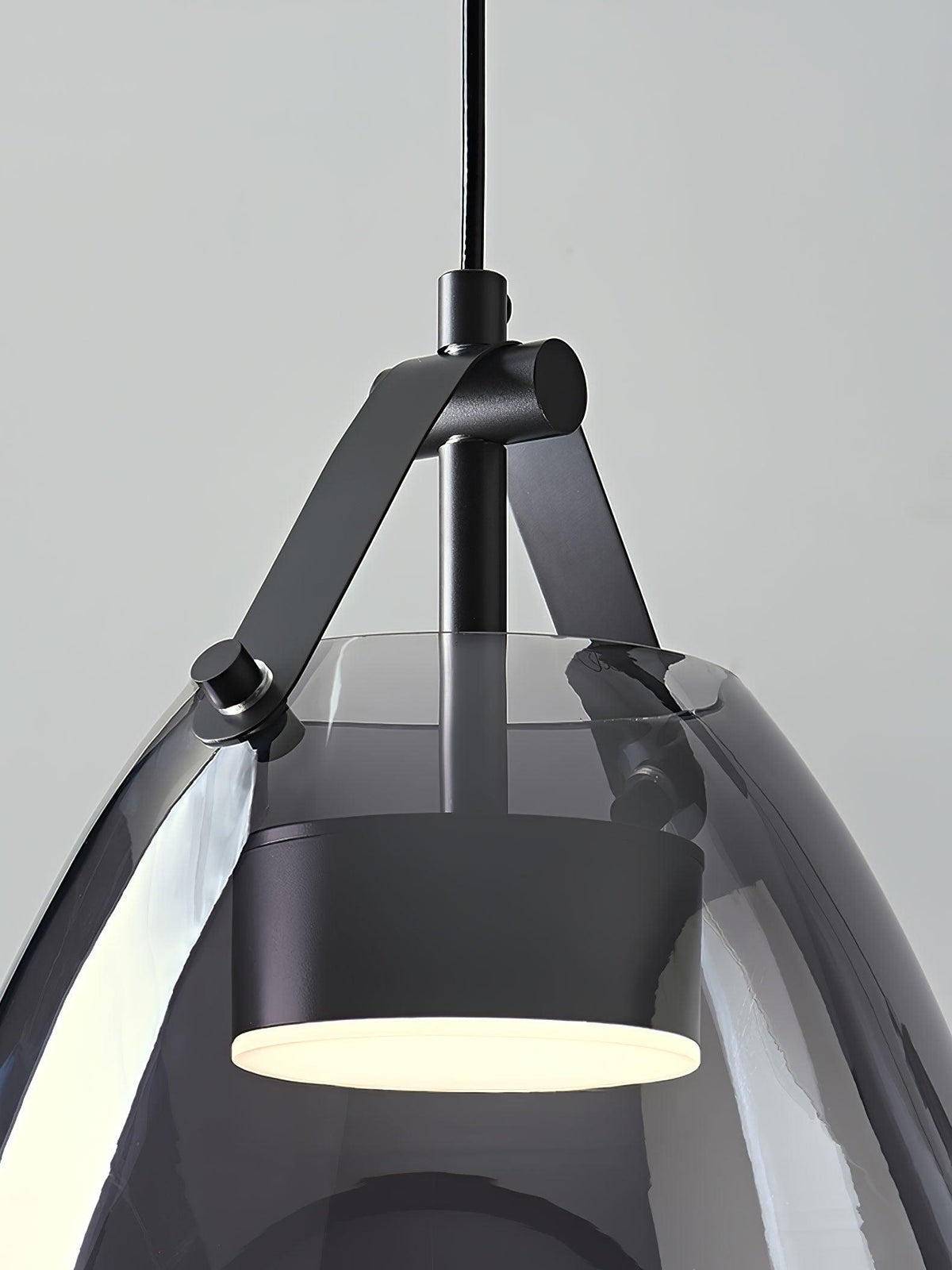 Droplet elegante Pendelleuchte aus Glas