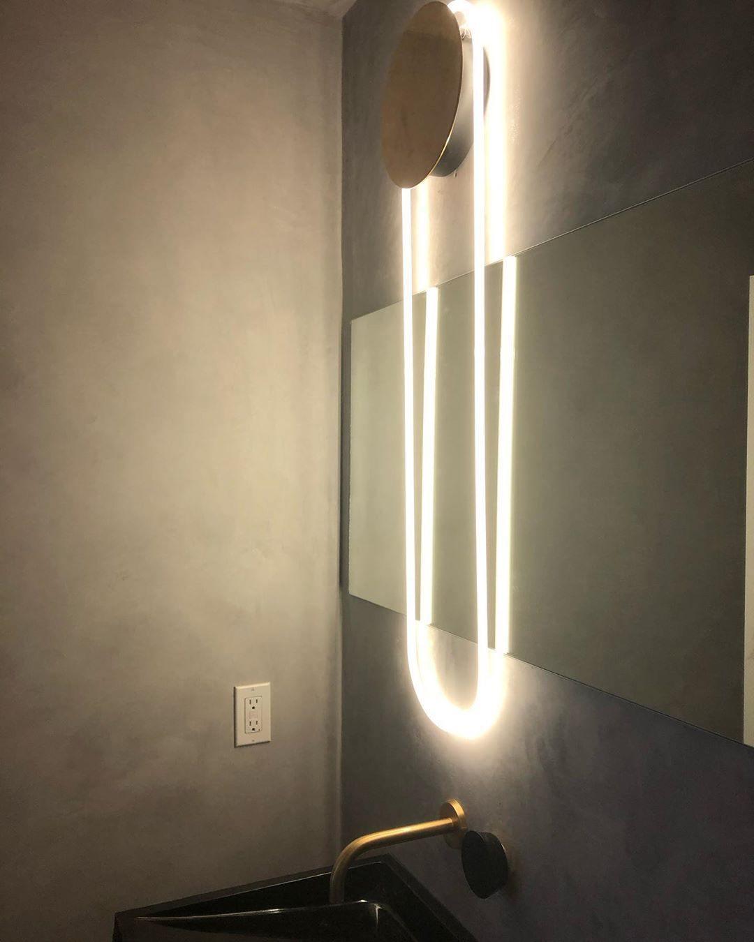 Lalem Acryl-Minimalistische Wandleuchte