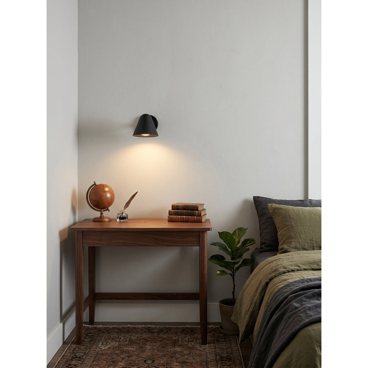 Orelelaria Wandleuchte in Antik-Bronze