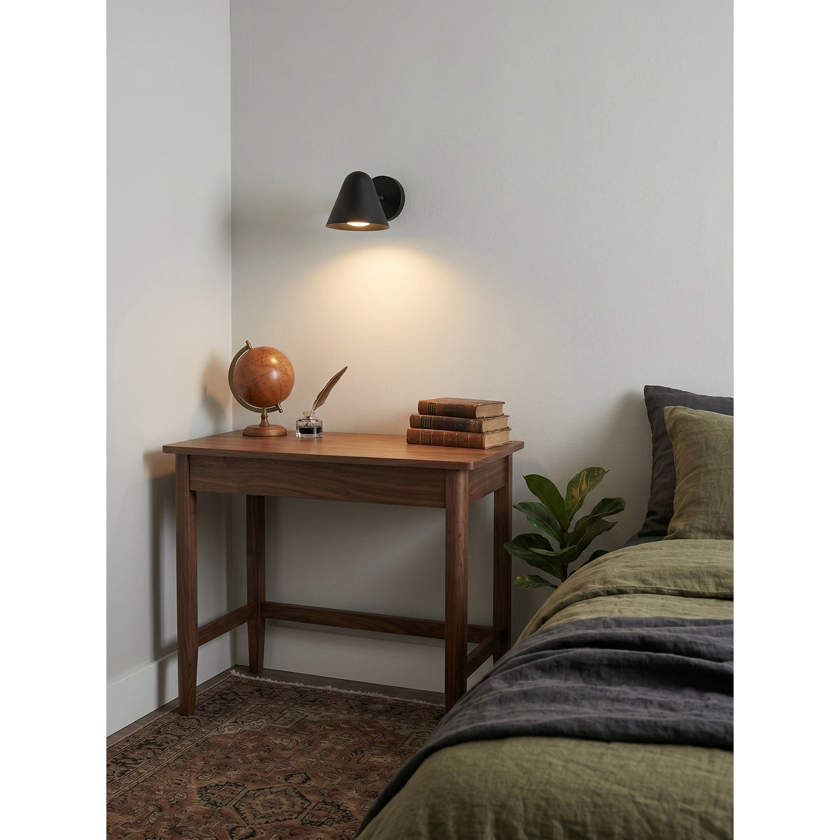 Orelelaria Wandleuchte in Antik-Bronze