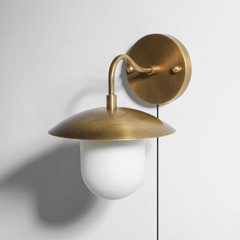 Aveniette Petite Wandleuchte mit US-Stecker