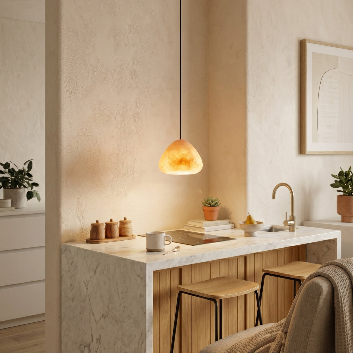 Morphe Alabaster-Pendelleuchte