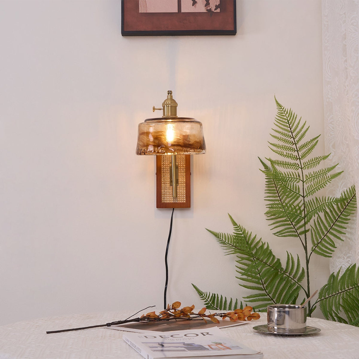 Brix Premium zeitgenössische Kunstglas-Wandleuchte mit Bambus