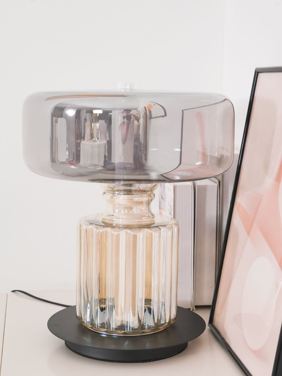 Svora modern Glas Tischleuchte