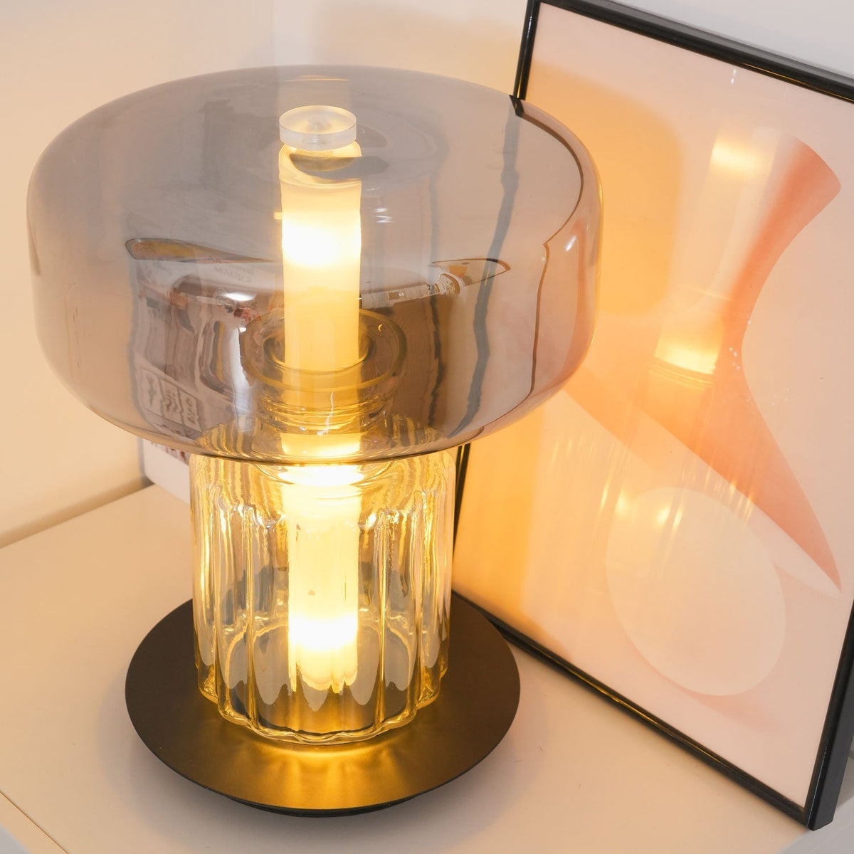 Svora modern Glas Tischleuchte