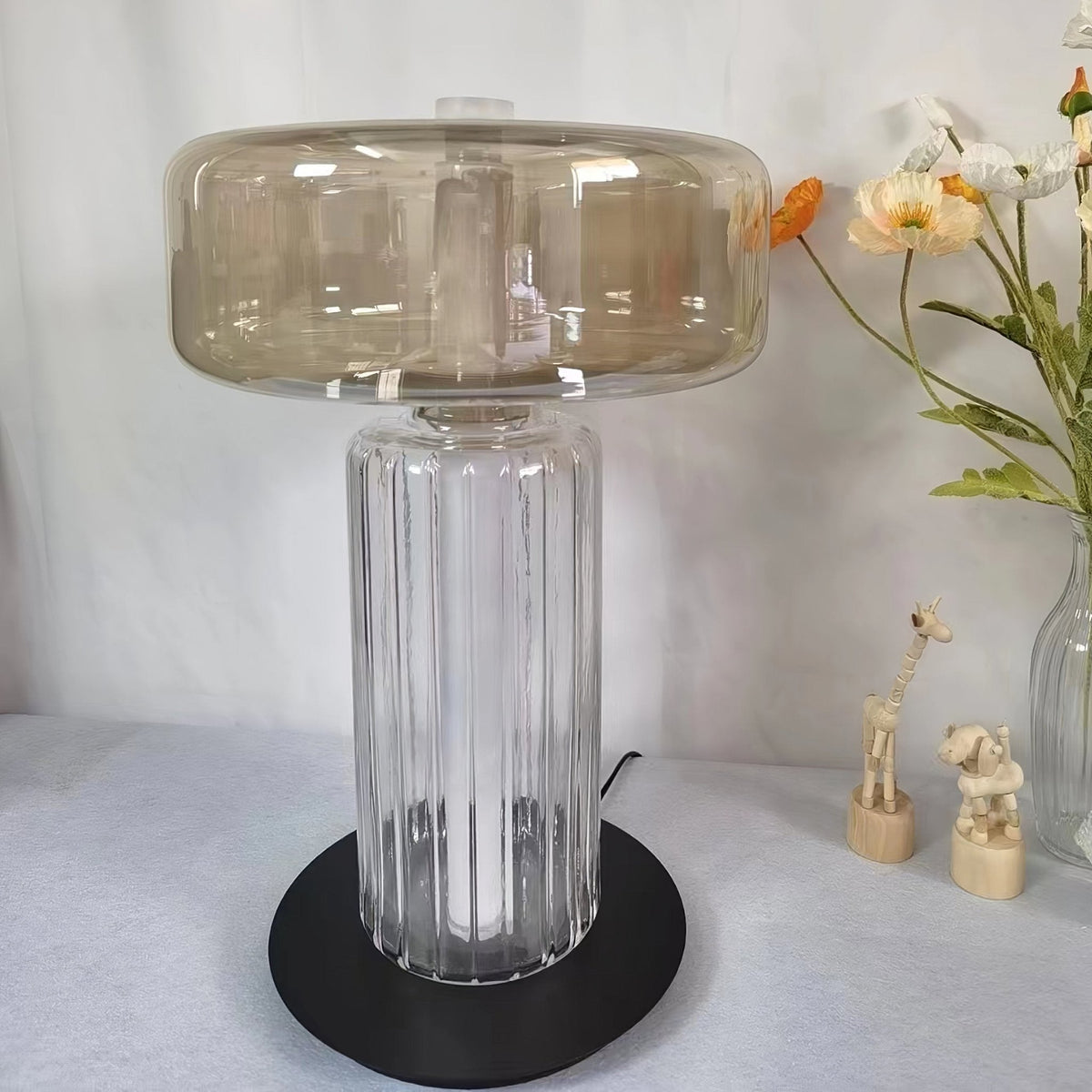 Svora modern Glas Tischleuchte