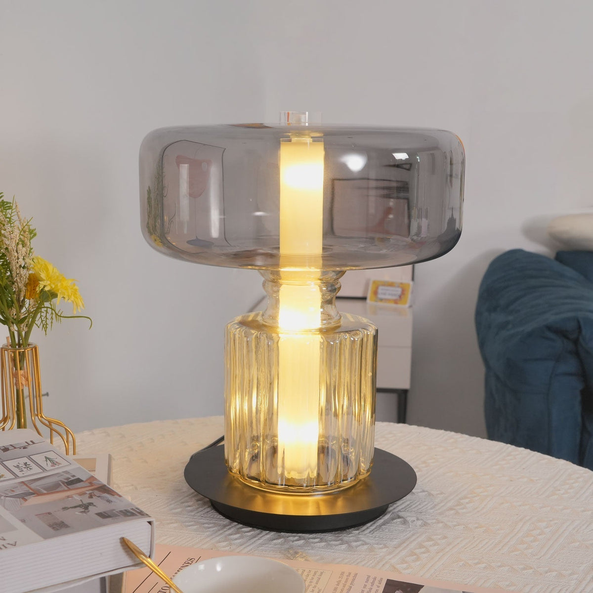 Svora modern Glas Tischleuchte