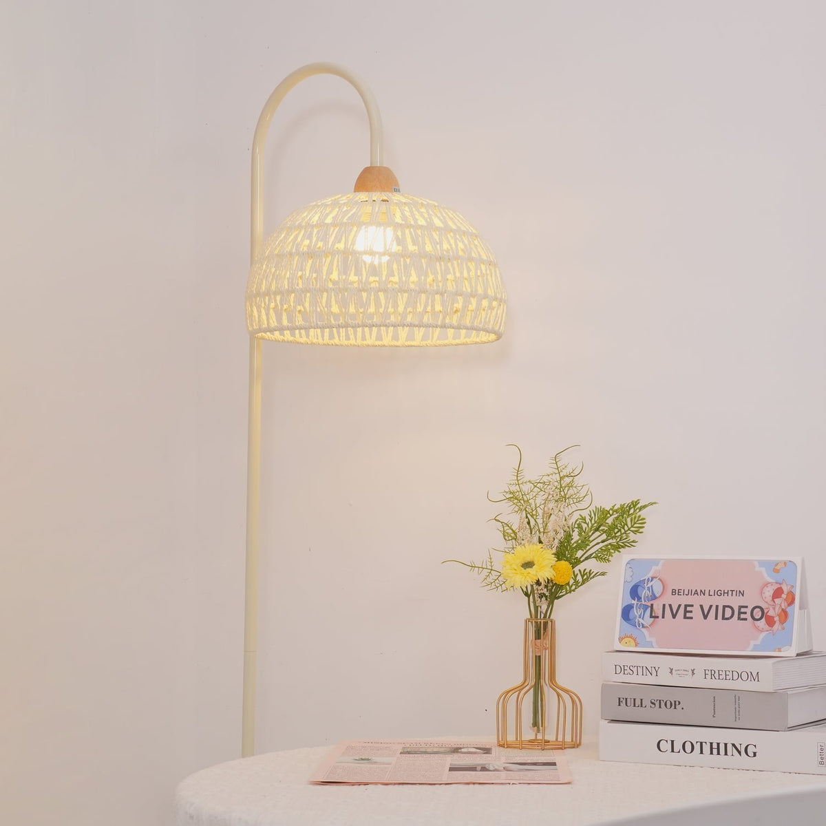 Tor Minimalistische Stehleuchte Beige