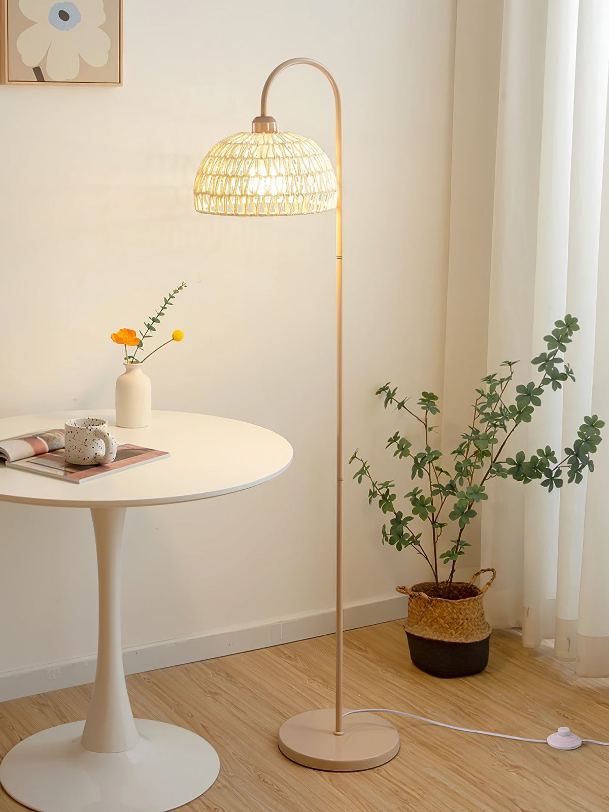 Tor Minimalistische Stehleuchte Beige