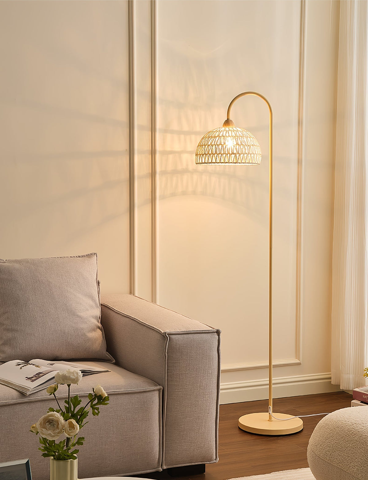 Tor Minimalistische Stehleuchte Beige