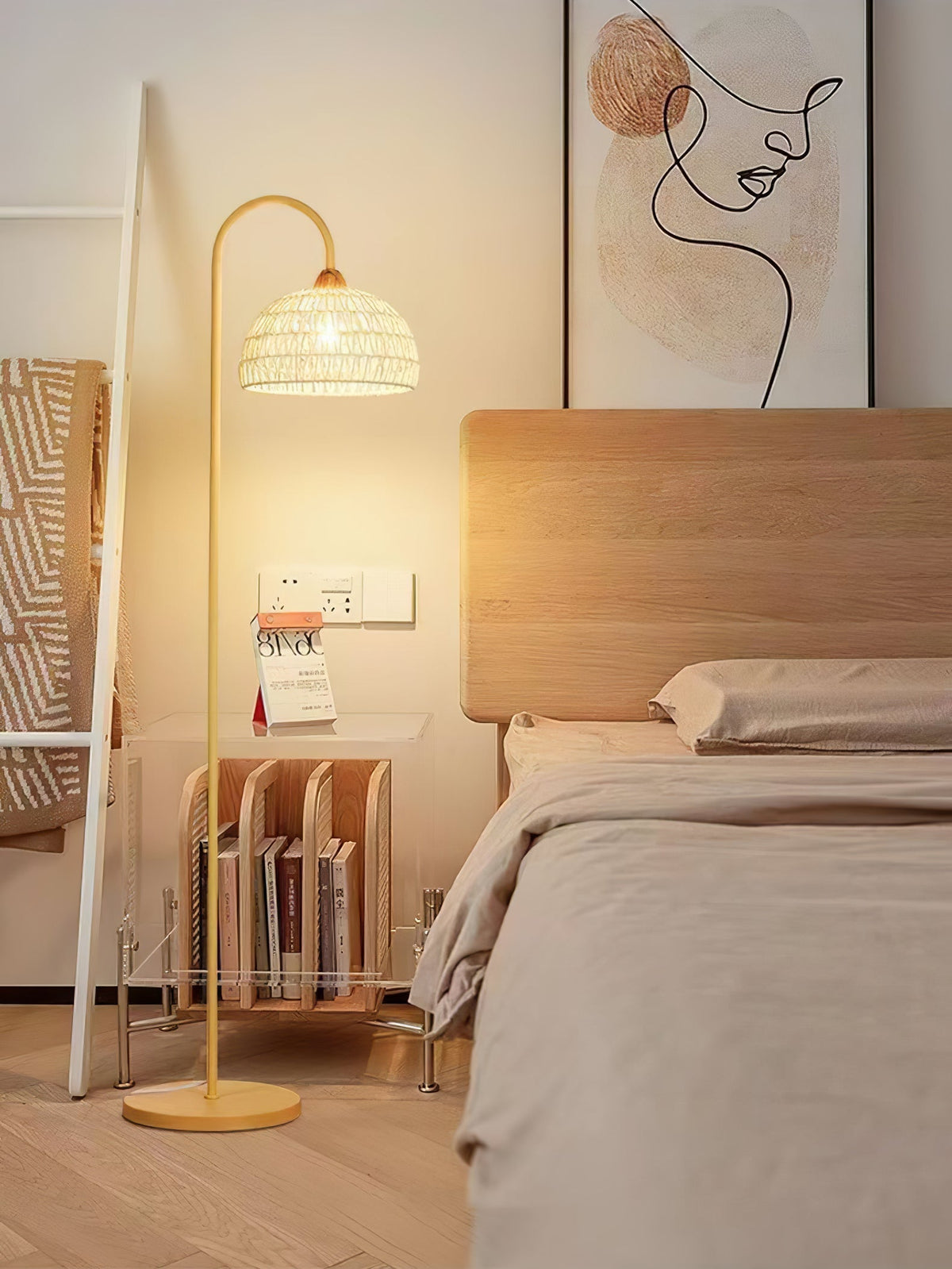 Tor Minimalistische Stehleuchte Beige