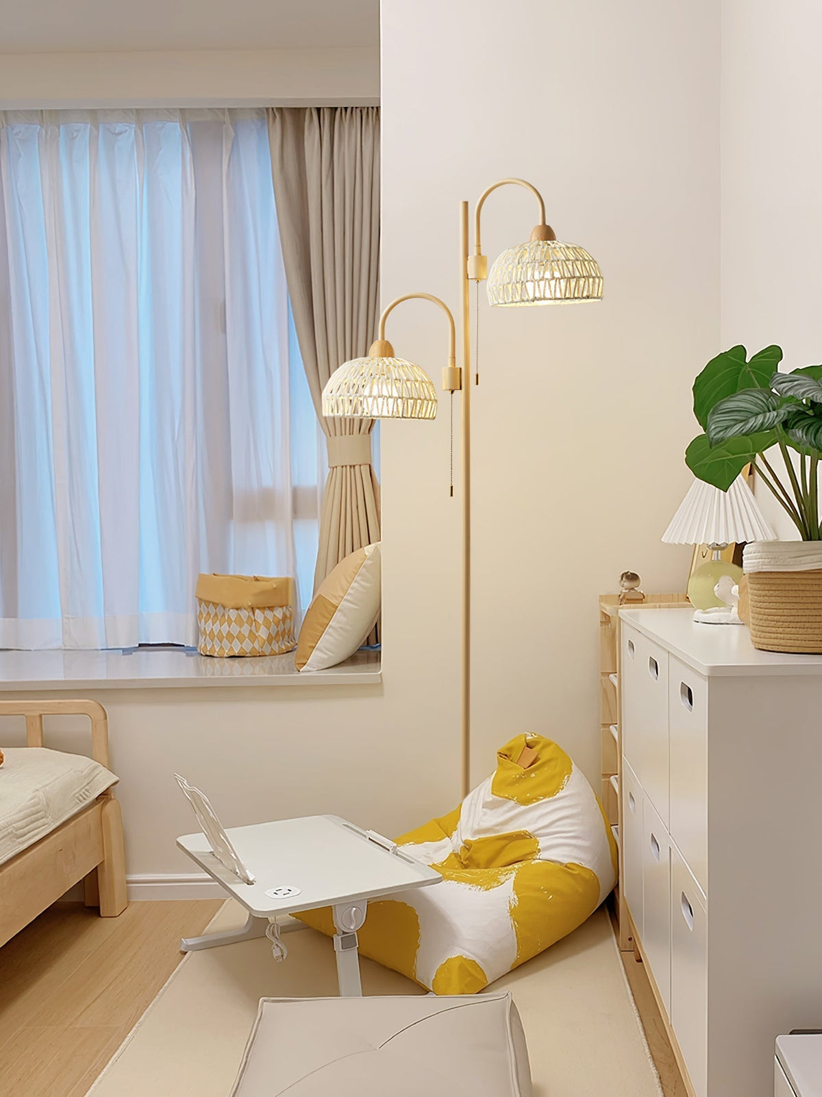 Tor Minimalistische Stehleuchte Beige